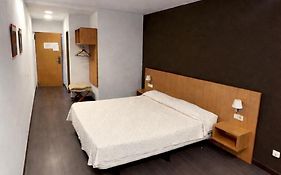 Hostal Mediterranea